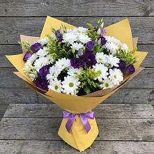 Букет цветов из:  Ирисы, Хризантемы и Ромашки в Агаповка