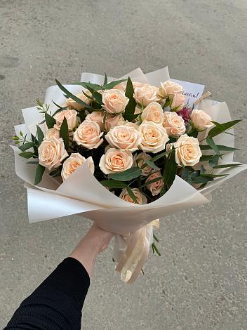 Букет Кремовые розы Латте в Агаповка